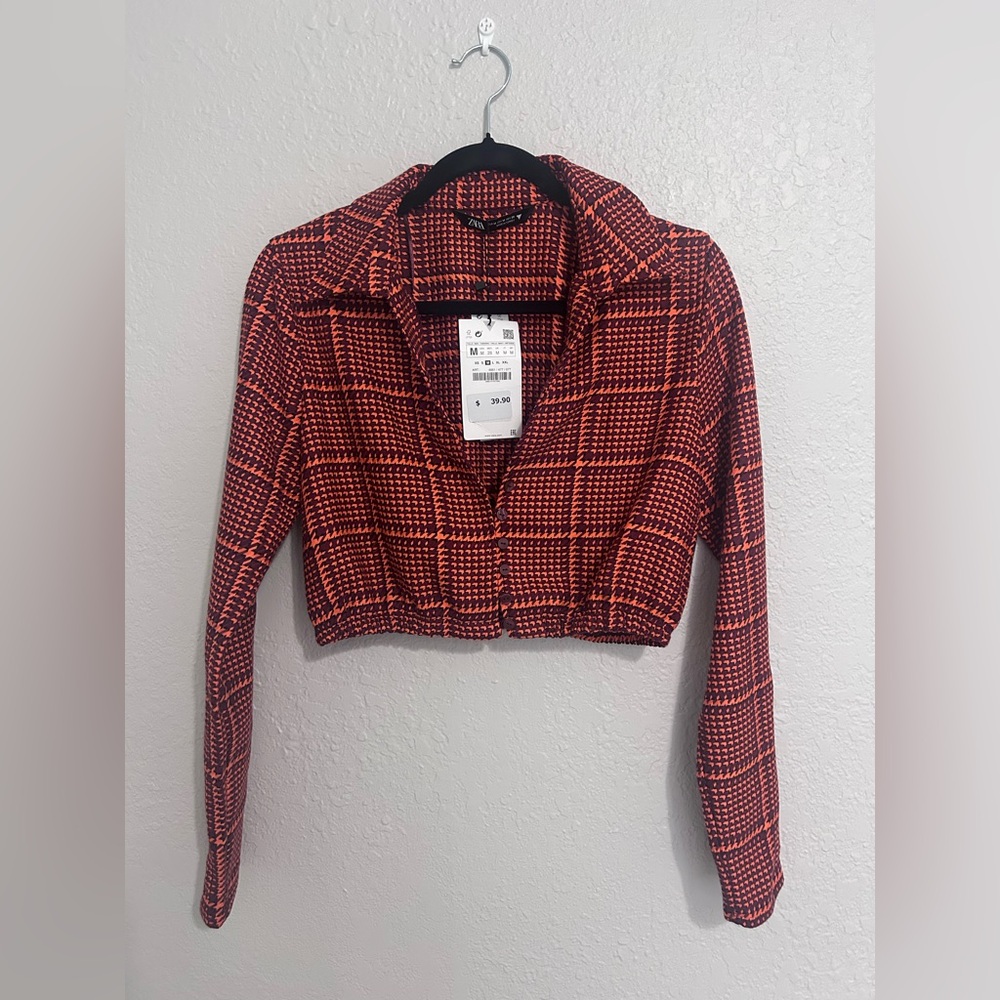 Zara Red Cropped Button Down Shirt with Notched Collar